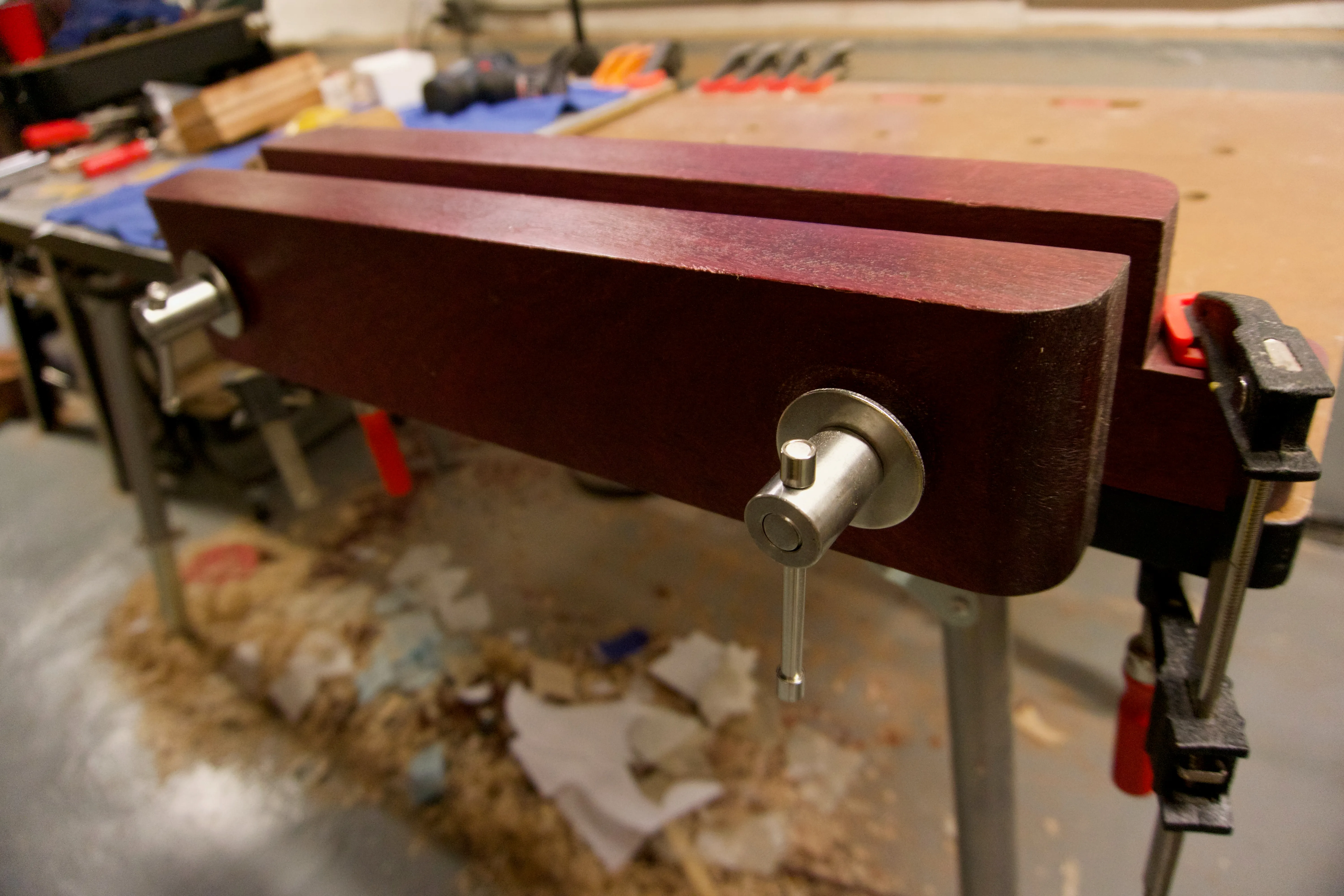 Quick release moxon vise